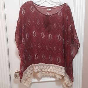 🛍️ Hollister Red patterned blouse